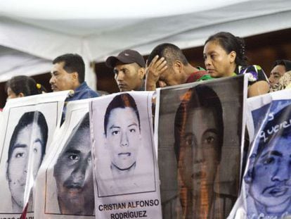 Relatives of the missing in Mexico City on Wednesday.