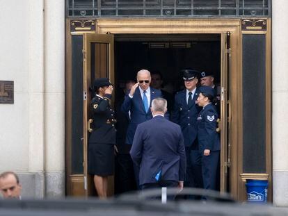 Joe Biden leaving the Walter Reed military hospital in Bethesda Wednesday after undergoing a medical check-up.