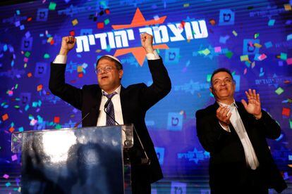 Itamar Ben Gvir, left, after announcing the results of the exit polls, this Tuesday in Jerusalem.