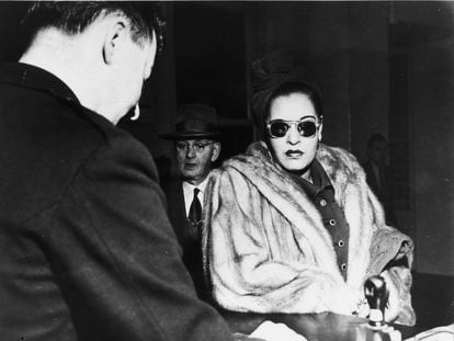 Billie Holiday arriving at a preliminary court hearing in 1949.