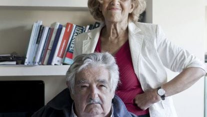 José Mújica, ex-president of Uruguay, meets with Ahora Madrid leader Manuela Carmena.