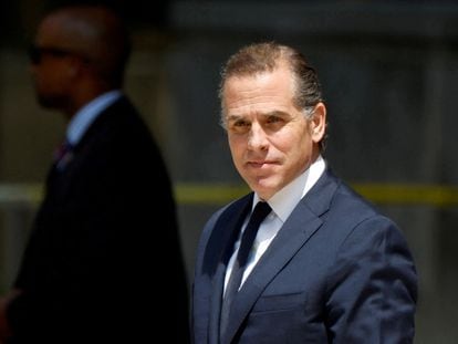 Hunter Biden, son of U.S. President Joe Biden, departs federal court after a  plea hearing on two misdemeanor charges of willfully failing to pay income taxes in Wilmington, Delaware, U.S. July 26, 2023.