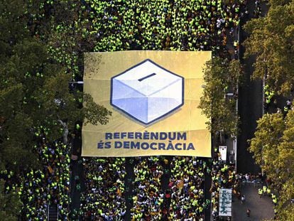 A pro-independence banner during Monday's La Diada march in Barcelona.
