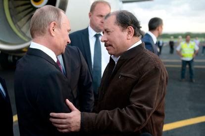 Nicaraguan President Daniel Ortega greets Vladimir Putin in Managua during the Russian president’s 2014 visit.