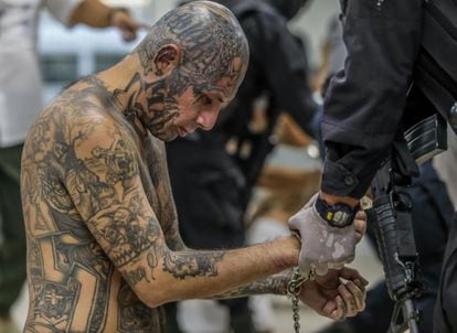 MS-13 and Barrio 18 gang inmates are transferred to the new Terrorism Confinement Center mega-prison in Tecoluca, southeast of San Salvador.
