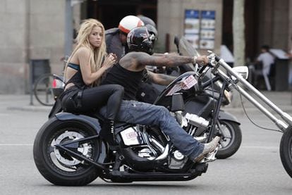 Shakira filming the music video for ‘Loca’ in Barcelona, August 18, 2010.