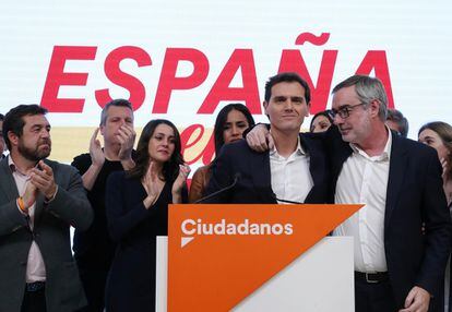 The leader of Ciudadanos, Albert Rivera (second from the right), and Ciudadanos general secretary, José Manuel Villegas (right), on election night. Rivera resigned from his role and from politics on Monday morning, after his party lost more than 40 seats in Sunday’s repeat election.