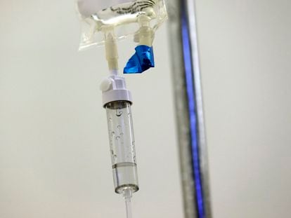 In this May 25, 2017 file photo, chemotherapy drugs are administered to a patient at a hospital in Chapel Hill, N.C.