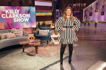 Kelly Clarkson on the set of her program 'The Kelly Clarkson Show'.