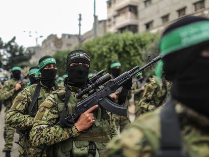 The Izz ad-Din al-Qassam Brigades, Hamas' armed wing, at a military parade on the 30th anniversary of the militia's founding in Khan Younis, Gaza, in December 2017.