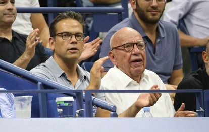 Rupert Murdoch and his son, Lachlan, during a U.S. Open match in 2018.