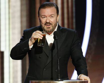 Ricky Gervais hosting the 2020 Golden Globes in the Los Angeles Beverly Hilton hotel. Since 2010, when he hosted for the first time, he has done so with a beer in hand.
