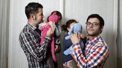 José Hernando and Javier Herraiz with their daughters, who were born via a surrogate in the US.
