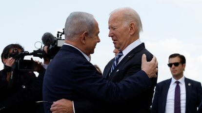 U.S. President Joe Biden is received by Israeli Prime Minister Benjamin Netanyahu on October 18 in Tel Aviv.