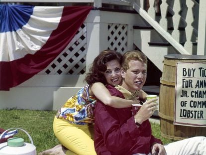 Barbara Parkins and Ryan O'Neal in a scene from 'Peyton Place.' O'Neal's character, Rodney Harrington, wore a G9 windbreaker jacket in almost every episode.
