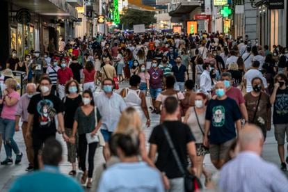 Crowds in Madrid, which accounts for more than one third of all new coronavirus cases.