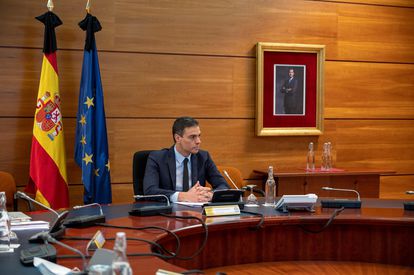 Spanish PM Pedro Sánchez at the Cabinet meeting on Friday.