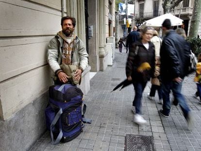 Constantin Nedelcu is among the 800 or so people who sleep on Barcelona&#039;s streets every night.