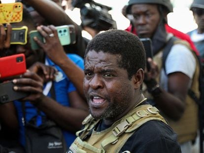 Jimmy Chérizier, alias Barbecue, speaks to the press in Port-au-Prince, March 5.