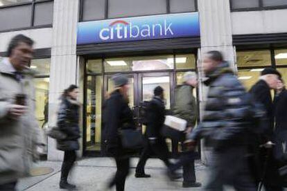 The woman ran into trouble with Citibanamex, a unit of Citigroup.