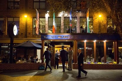 Cafe Milano, in Washington D.C., is frequented by politicians, celebrities and journalists. 