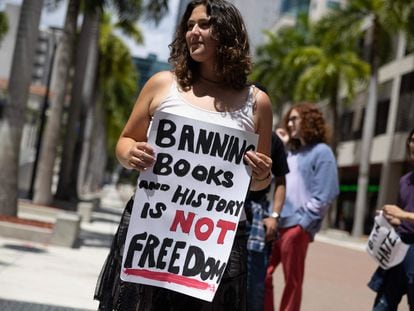 Students protest in Miami against Governor Ron DeSantis’s education policies in Florida.