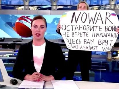 Marina Ovsyannikova protests live on Russian TV on Monday.