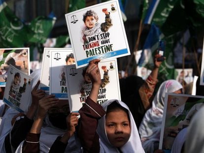 A rally in solidarity with Palestine in Peshawar, Pakistan, on December 20, 2023.