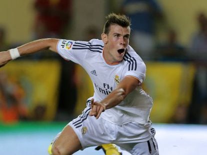 Real Madrid&#039;s Welsh striker Gareth Bale celebrates after scoring during the league match against Villarreal. 