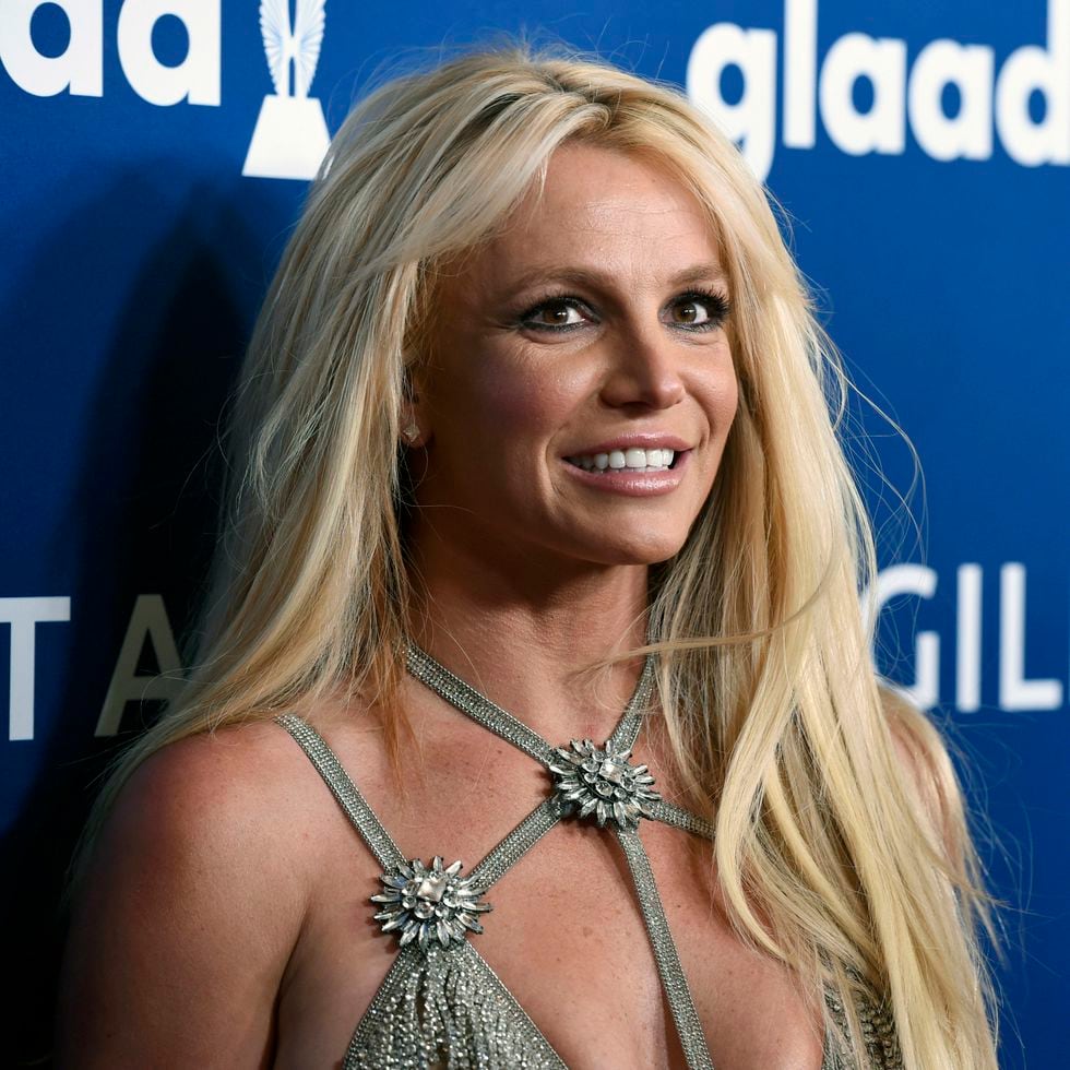 Britney Spears says she had an abortion while dating ex Justin Timberlake