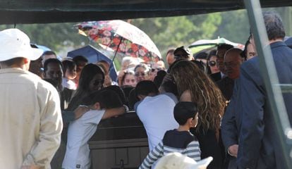 The funeral last month of murdered judge Vicente Bermúdez.
