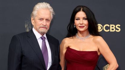 Michael Douglas and Catherine Zeta-Jones at the Emmy Awards in Los Angeles, September 19, 2021.