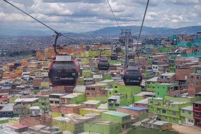 A cable car in the town of Ciudad Bolivar, in Bogotá (Colombia), on April 11, 2023.