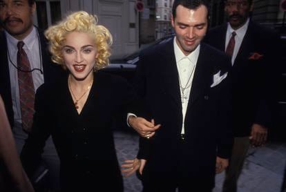 Madonna and her brother Christopher Ciccone in Paris, in 1990. 