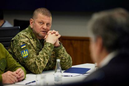 The Commander-in-Chief of the Ukrainian Armed Forces, Valeriy Zaluzhny, during a meeting with Volodymyr Zelenskiy and senior US officials in Kyiv on April 24.