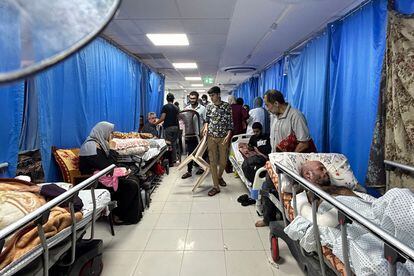 Palestinian patients and internally displaced persons on Friday at Al Shifa hospital in Gaza Cit