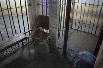 An abandoned cell in Olmos.