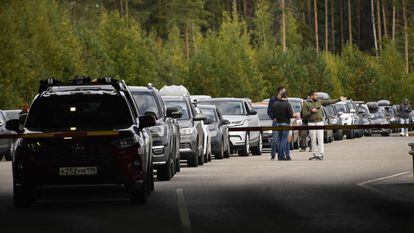 Tráfico en la frontera entre Rusia y Finlandia