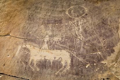 Horse and rider petroglyph at Tolar, Sweetwater County, Wyoming. Representation carved by Comanches or Shoshone.