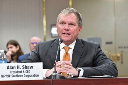 Norfolk Southern CEO Alan Shaw testifies about the Feb.3 derailment in East Palestine, Ohio