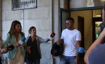 One of the members of “La Manada,” Ángel Boza, leaves a Seville court.