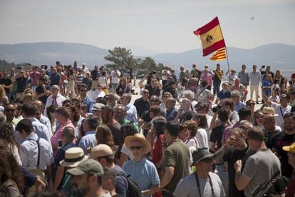 Hundreds of people traveled to the Valley of the Fallen from across Spain to protest the government’s plans.