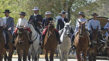 Horses and riders feature prominently at the Feria.