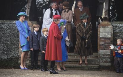 Prince Harry (3rd left) with Queen Elizabeth II, his brother Prince William and their mother Princess Diana on December 25, 1991.