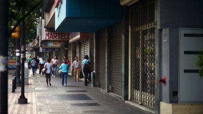 Closed businesses in Caracas.