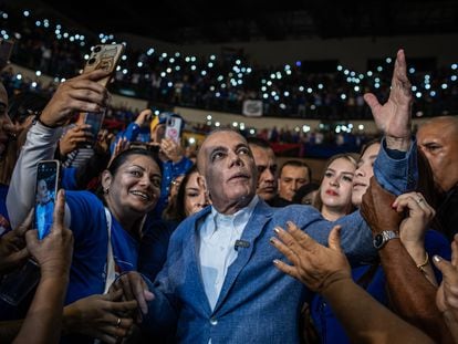Opposition candidate Manuel Rosales in Maracaibo, on March 27.