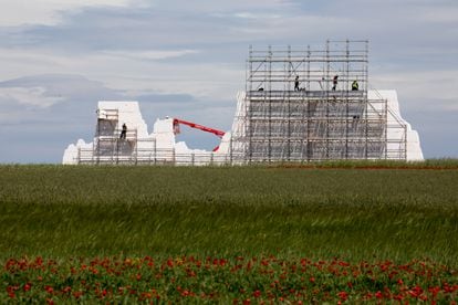 Set being built on the outskirts of Chinchón for Wes Anderson’s latest movie. 