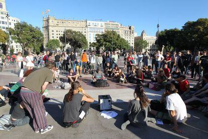 15-M protesters gather in a Barcelona square on Friday. 