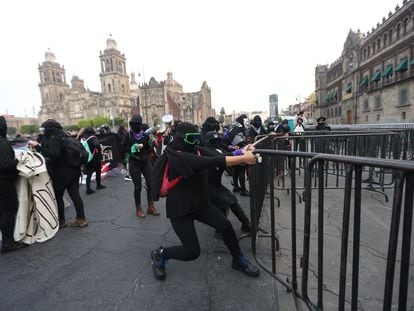 Feminist demonstrators outside the National Palace in Mexico City protesting the Salgado Macedonio case.