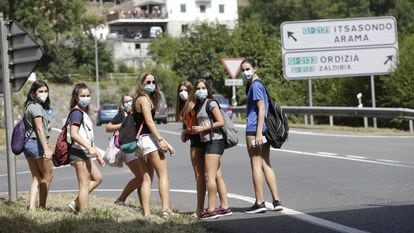 In the Basque municipality of Ordizia, face masks are mandatory in all public spaces.